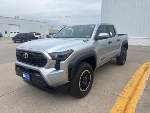 Unknown 2025 Toyota Tacoma Hybrid for sale in Columbus, NE