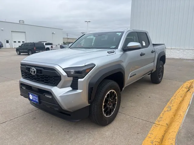 Unknown 2025 Toyota Tacoma Hybrid for sale in Columbus, NE
