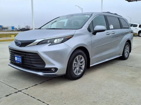 Unknown 2025 Toyota Sienna XLE for sale in Columbus, NE