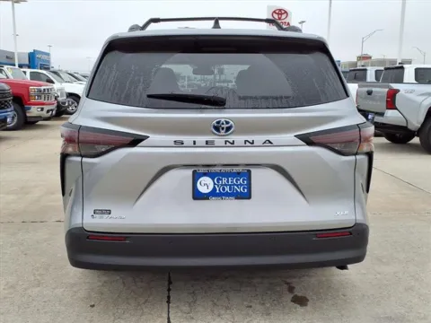 More photos of 2025 Toyota Sienna XLE at Gregg Young Toyota of Columbus, NE