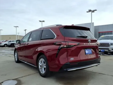 More photos of 2026 Toyota Sienna Limited at Gregg Young Toyota of Columbus, NE