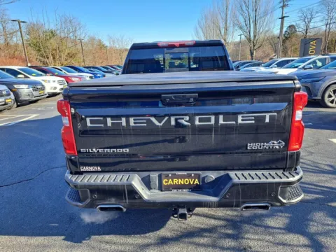 More photos of 2022 Chevrolet Silverado 1500 High Country at CARNOVA SOUTHBOROUGH, MA