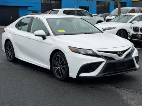 More photos of 2021 Toyota Camry SE at CARNOVA SOUTHBOROUGH, MA