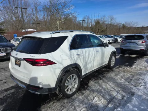More photos of 2024 Mercedes-Benz GLE 450e at CARNOVA SOUTHBOROUGH, MA