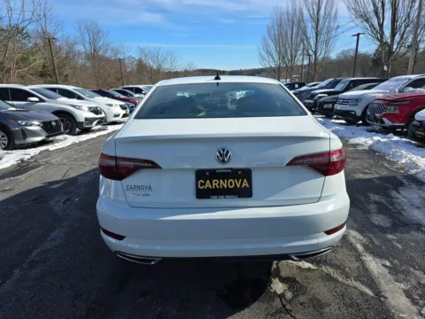 More photos of 2021 Volkswagen Jetta 1.4T SE at CARNOVA SOUTHBOROUGH, MA
