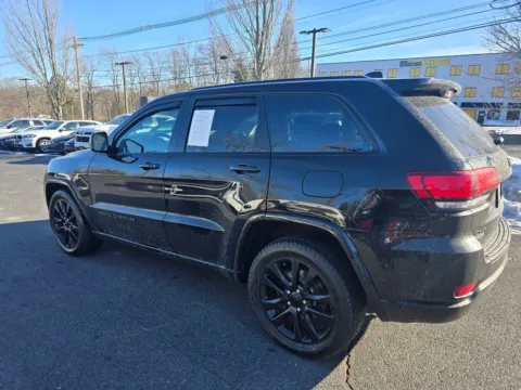 Another view of 2018 Jeep Grand Cherokee Altitude for sale in Southborough, MA at CARNOVA SOUTHBOROUGH