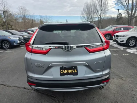 More photos of 2017 Honda CR-V Touring at CARNOVA SOUTHBOROUGH, MA