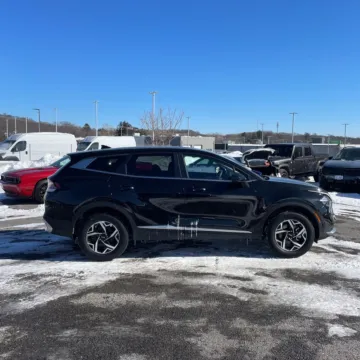 More photos of 2023 Kia Sportage LX at CARNOVA SOUTHBOROUGH, MA