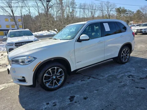 Photos of 2018 BMW X5 xDrive35i for sale in Southborough, MA at CARNOVA SOUTHBOROUGH
