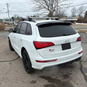 Photos of 2017 Audi SQ5 3.0T Premium Plus for sale in Southborough, MA at CARNOVA SOUTHBOROUGH