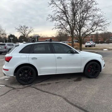 More photos of 2017 Audi SQ5 3.0T Premium Plus at CARNOVA SOUTHBOROUGH, MA
