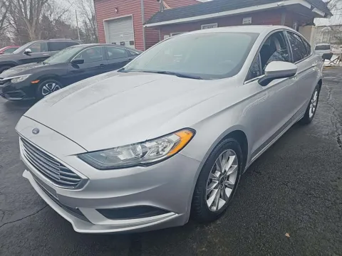 Silver 2017 Ford Fusion SE for sale in Southborough, MA