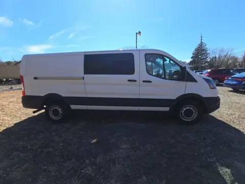 More photos of 2020 Ford Transit-250 at CARNOVA SOUTHBOROUGH, MA