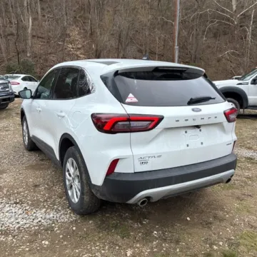 More photos of 2023 Ford Escape Active at CARNOVA SOUTHBOROUGH, MA