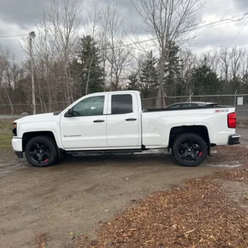 Another view of 2018 Chevrolet Silverado 1500 LT for sale in Southborough, MA at CARNOVA SOUTHBOROUGH
