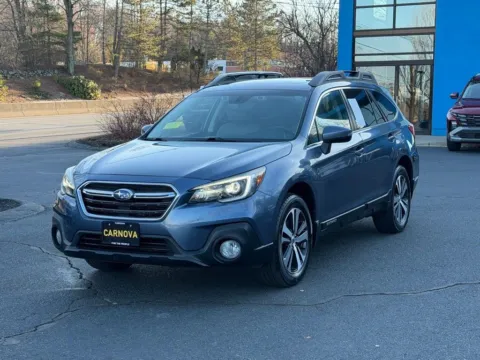 Photos of 2018 Subaru Outback 2.5i for sale in Southborough, MA at CARNOVA SOUTHBOROUGH