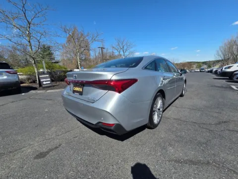 More photos of 2020 Toyota Avalon Hybrid Limited at CARNOVA SOUTHBOROUGH, MA