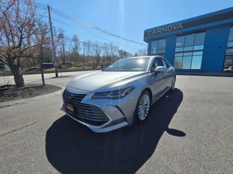 Photos of 2020 Toyota Avalon Hybrid Limited for sale in Southborough, MA at CARNOVA SOUTHBOROUGH
