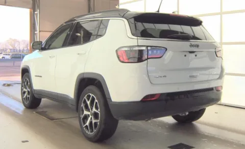 More photos of 2025 Jeep Compass Limited at CARNOVA SOUTHBOROUGH, MA