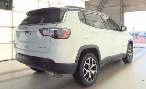More photos of 2025 Jeep Compass Limited at CARNOVA SOUTHBOROUGH, MA