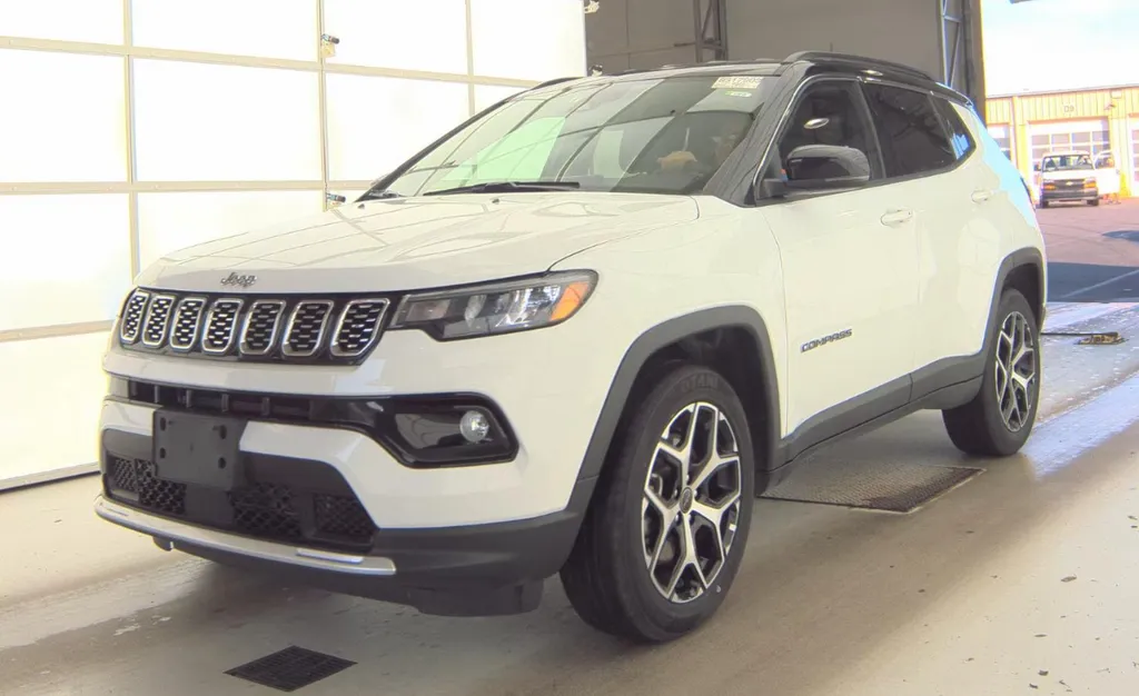 White 2025 Jeep Compass Limited for sale in Southborough, MA