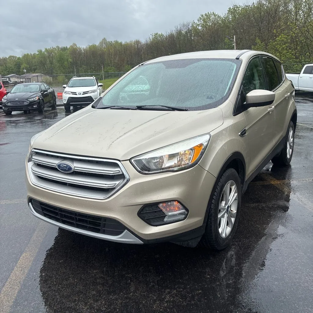 White 2017 Ford Escape SE for sale in Southborough, MA