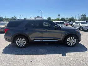 More photos of 2020 Ford Explorer Limited at CARNOVA SOUTHBOROUGH, MA
