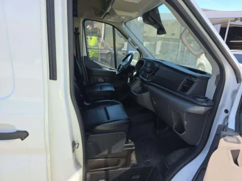 More photos of 2020 Ford Transit-250 at CARNOVA SOUTHBOROUGH, MA