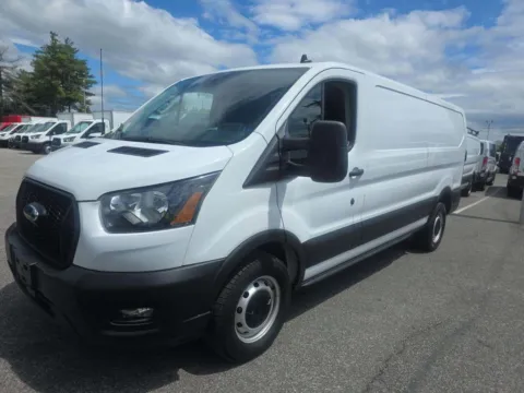 More photos of 2021 Ford Transit-250 at CARNOVA SOUTHBOROUGH, MA