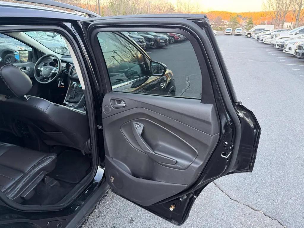 2016 Ford Escape SE - Photo 23