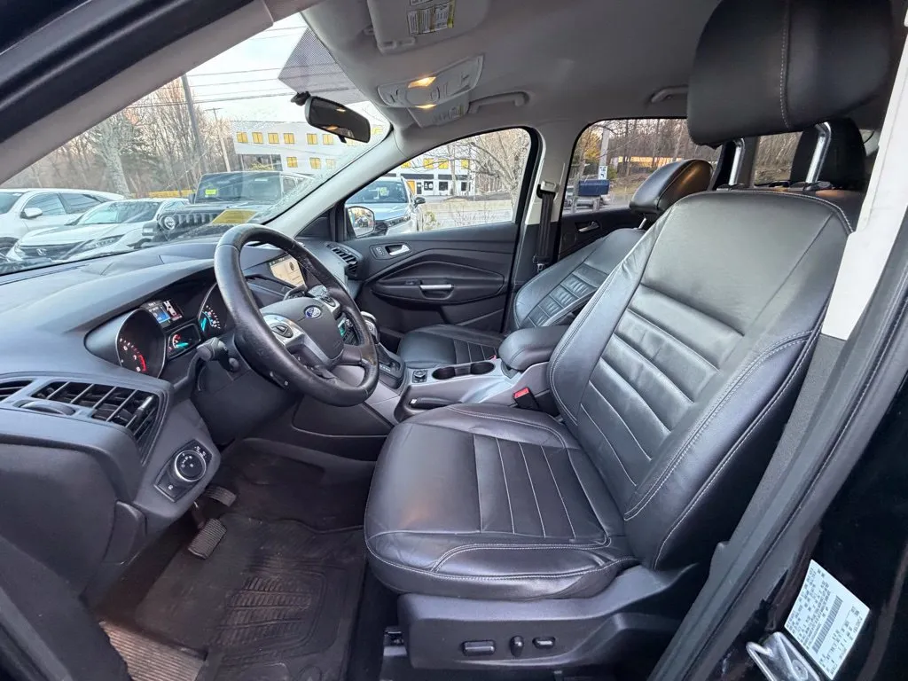 2016 Ford Escape SE - Photo 12