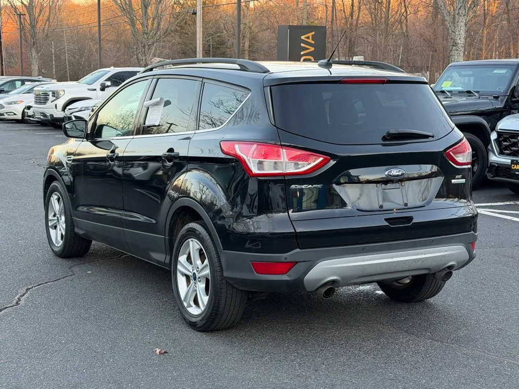 2016 Ford Escape SE - Photo 9