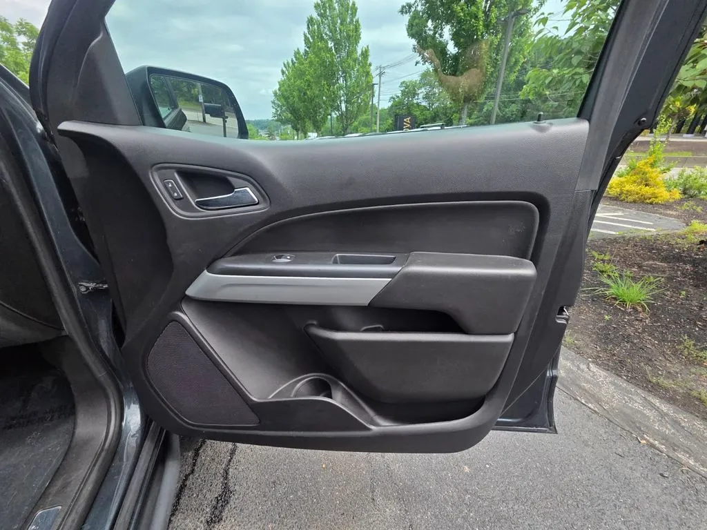 2018 Chevrolet Colorado ZR2 - Photo 11