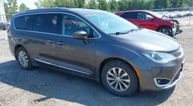 2018 Chrysler Pacifica