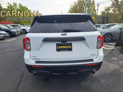 More photos of 2022 Ford Explorer XLT at CARNOVA SOUTHBOROUGH, MA