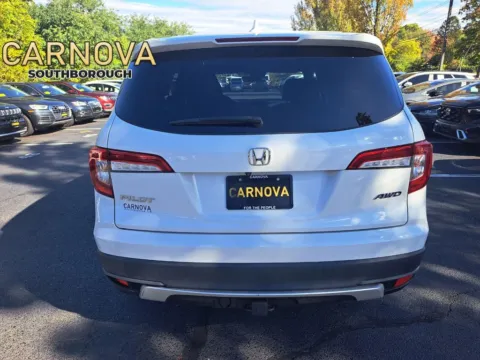 More photos of 2021 Honda Pilot EX-L at CARNOVA SOUTHBOROUGH, MA