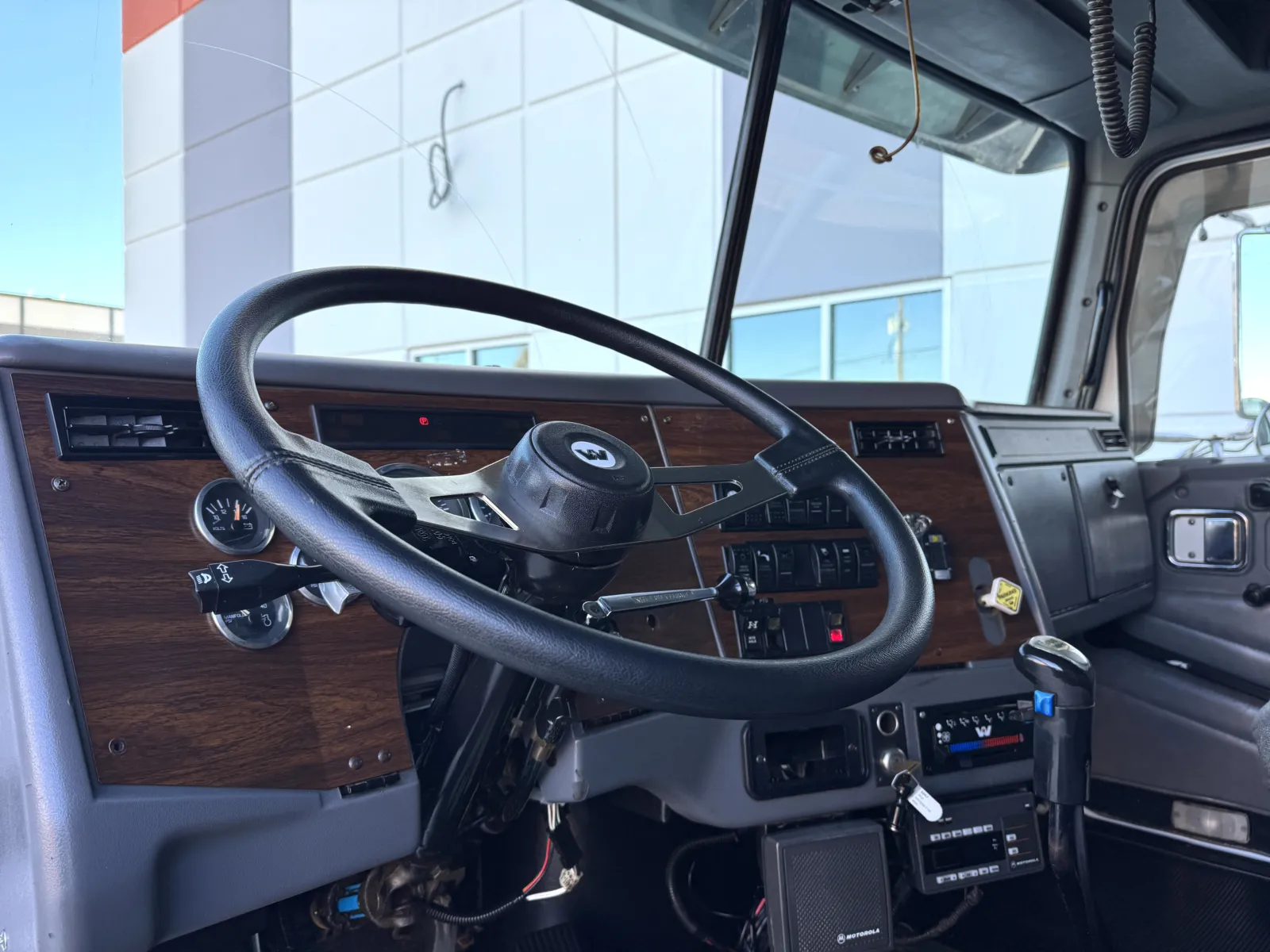 2000 Western Star 4900 - image 16