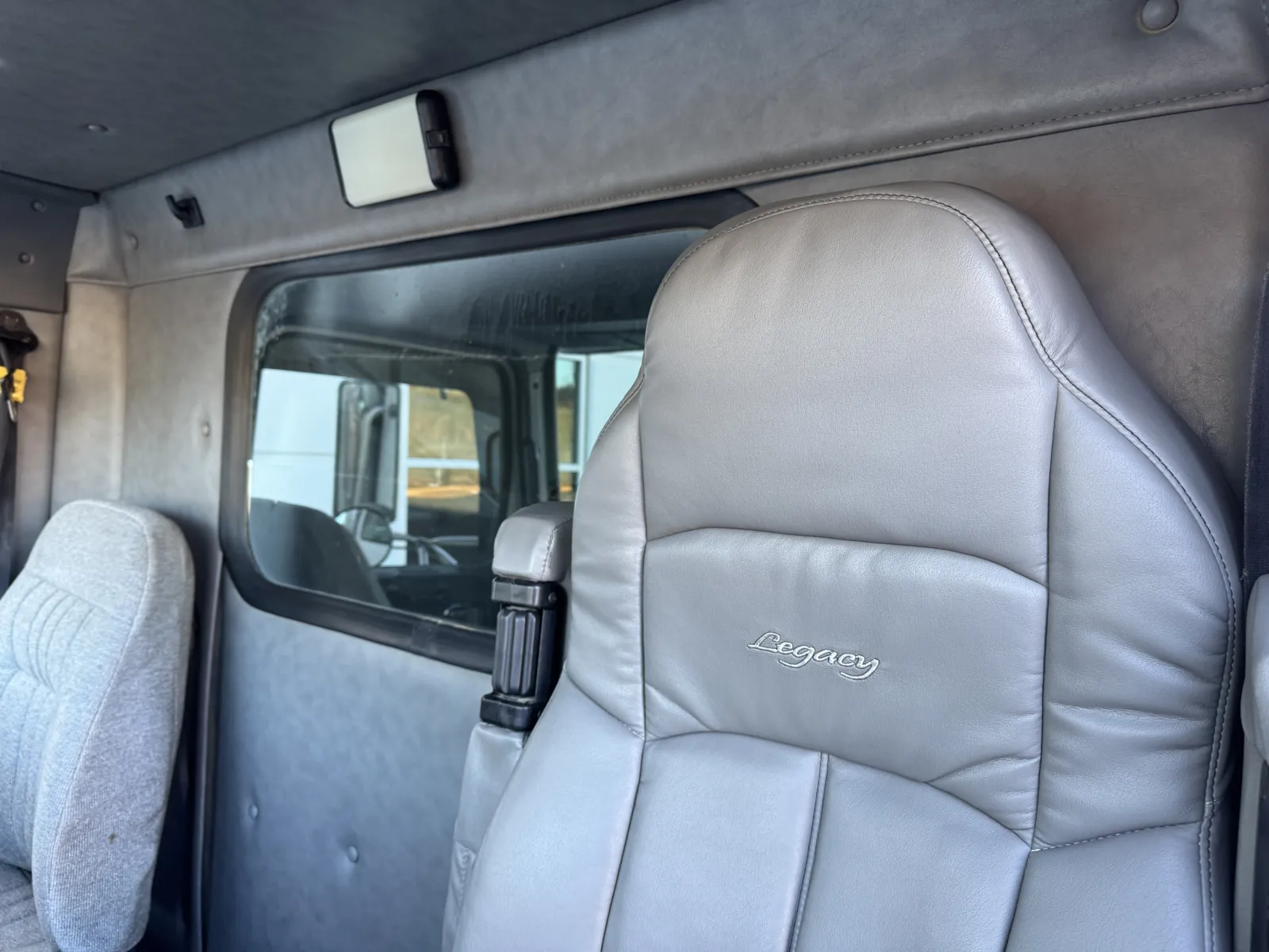 2000 Western Star 4900 - image 21