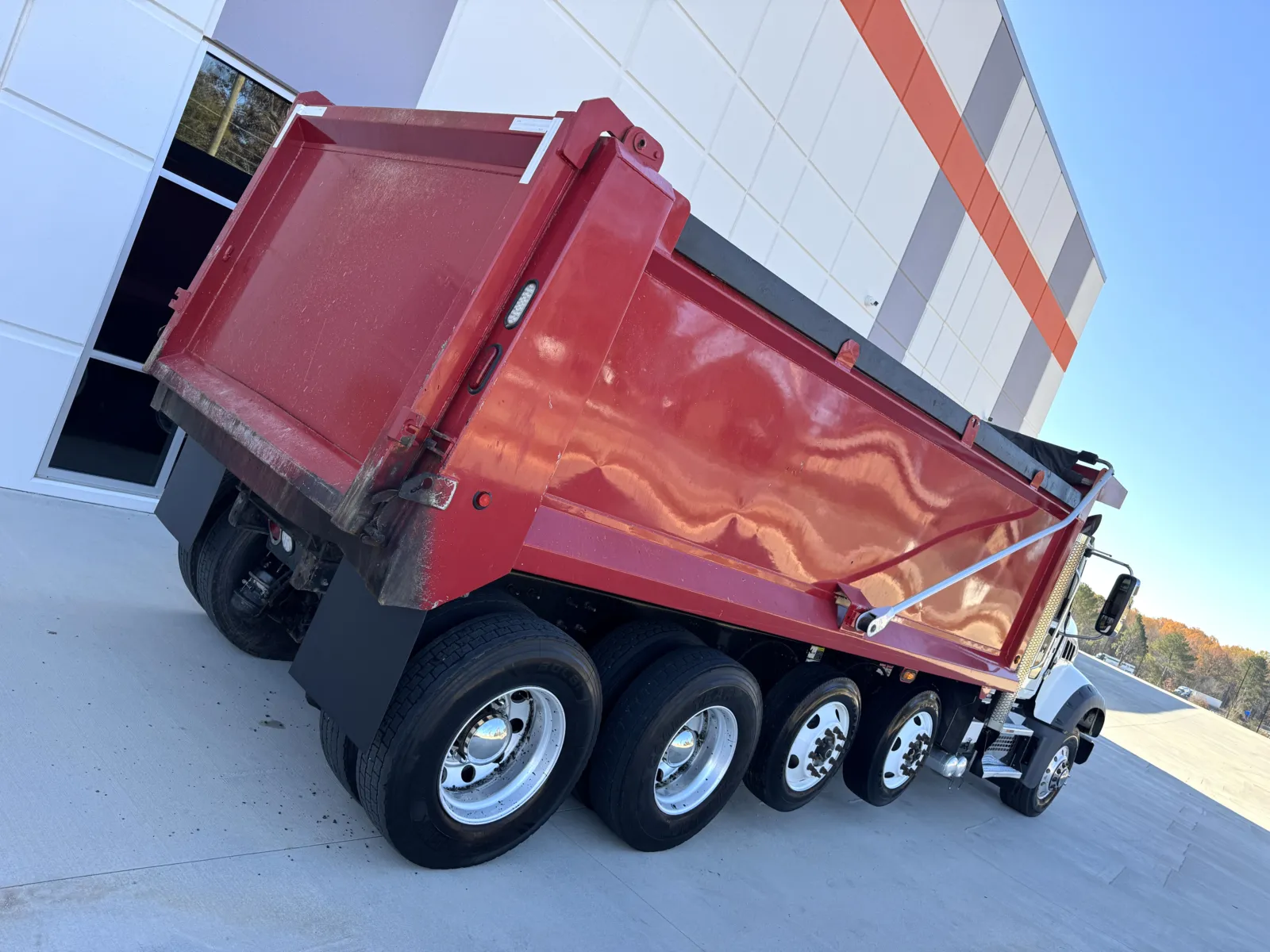 2022 Mack Granite - image 12