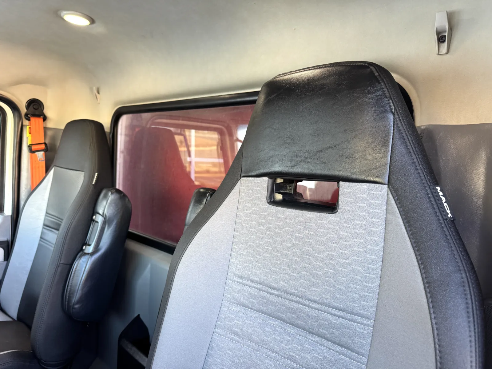 2022 Mack Granite - image 21