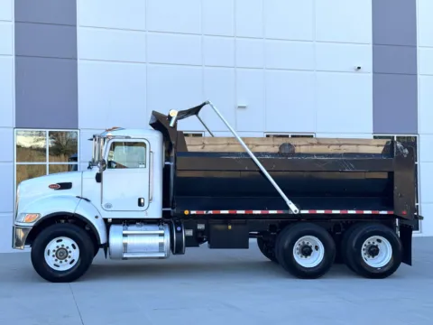 More photos of 2018 PETERBILT 348 at Forge Truck Centers - South Carolina, SC