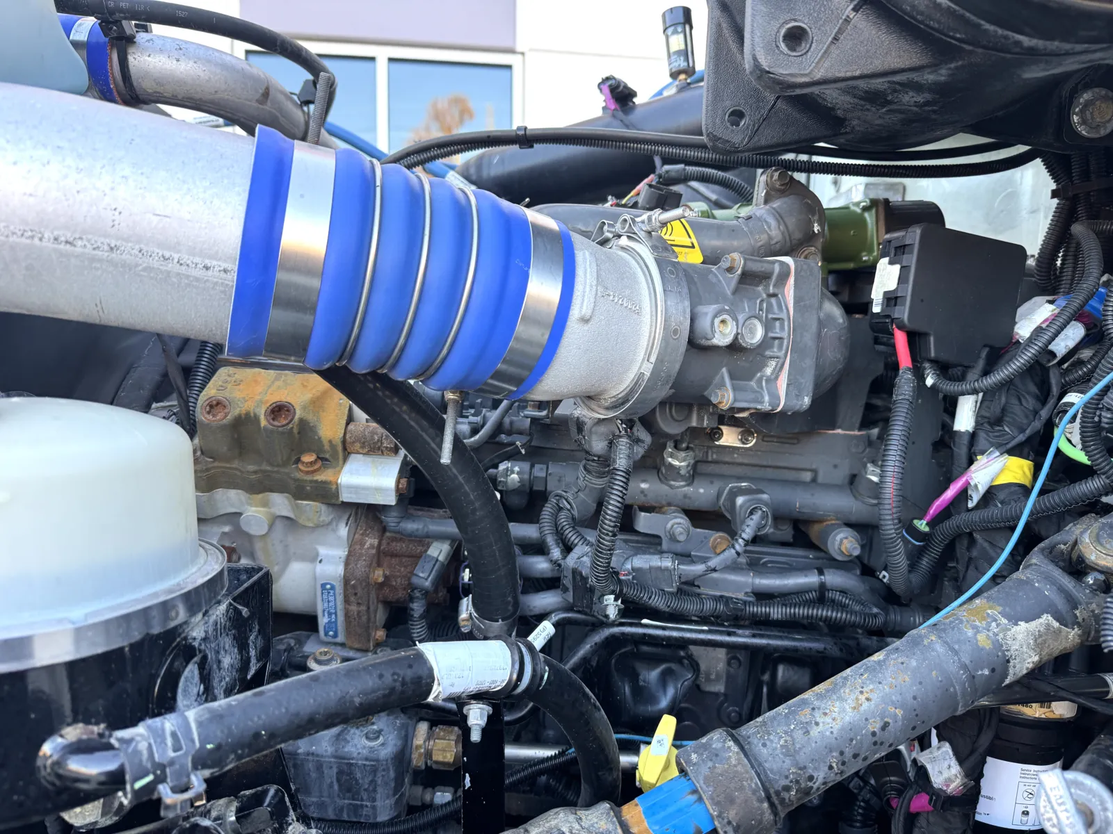 2018 Peterbilt 348 - image 14