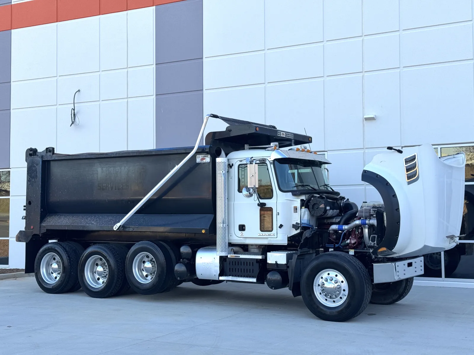 2015 Mack - image 10