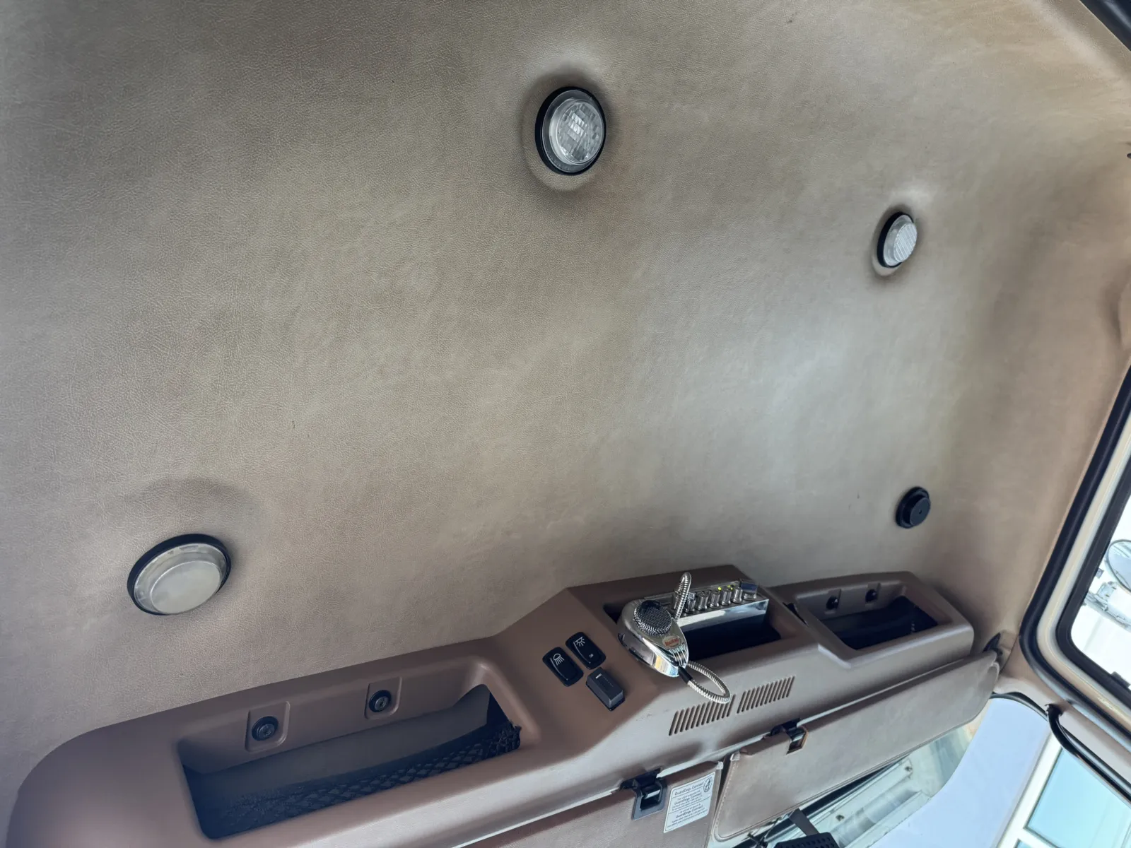 2015 Mack - image 22