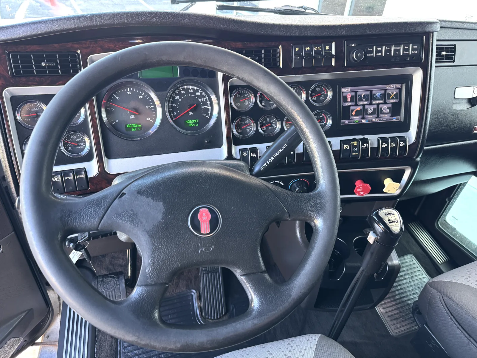 2014 Kenworth T800 - image 15