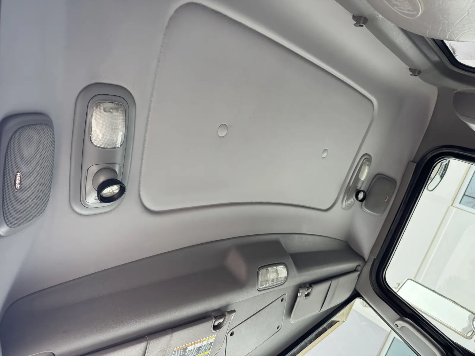 2013 Peterbilt 365 - image 22