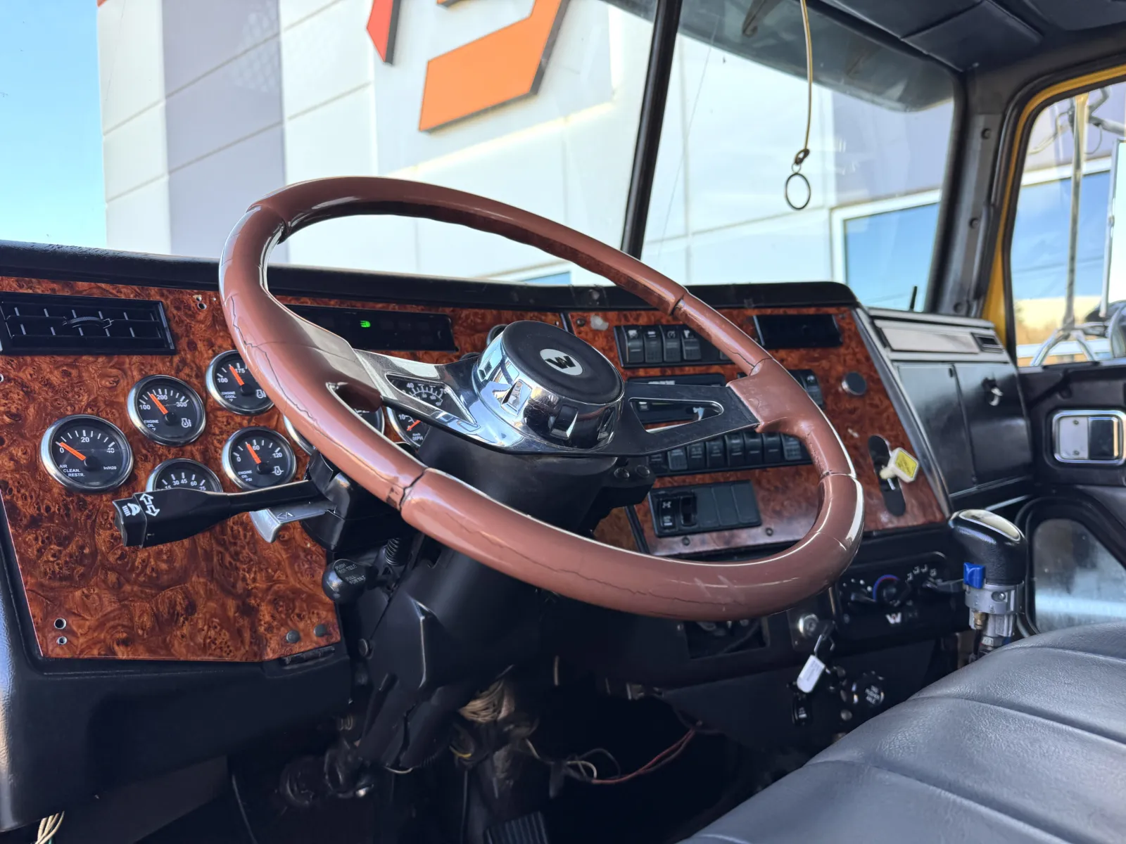 2007 Western Star 4900 - image 15