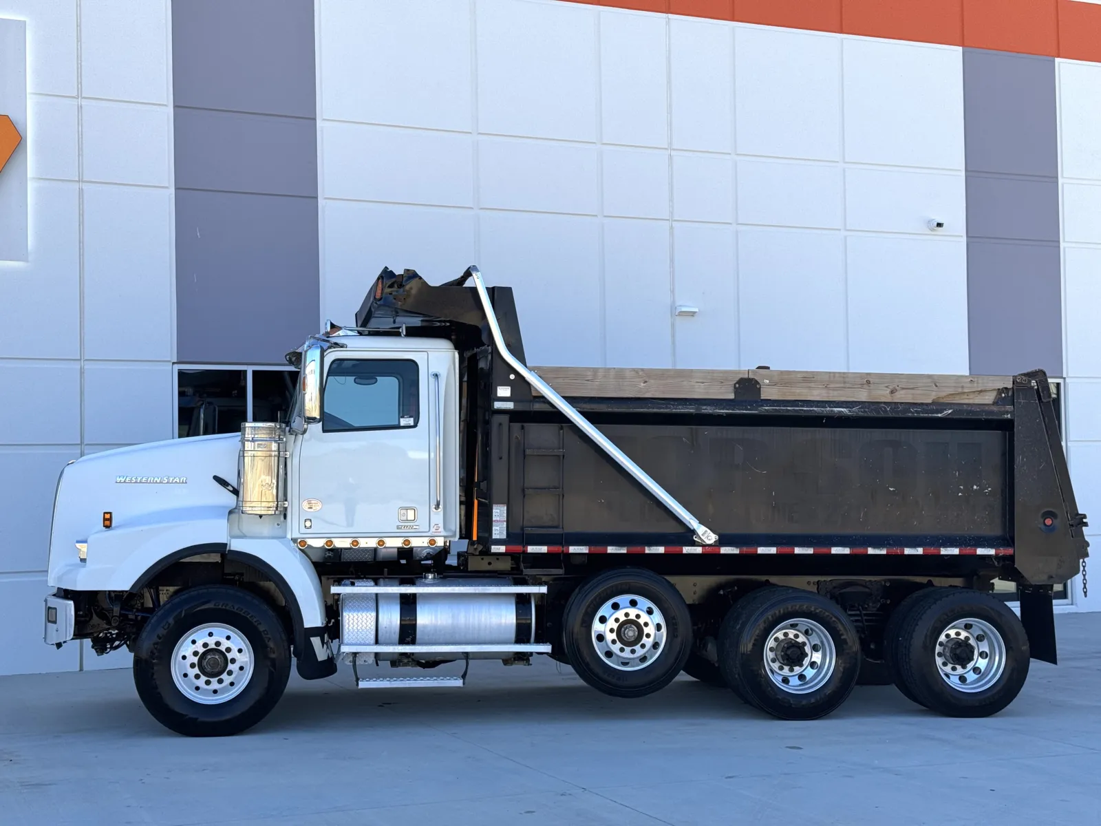 2018 Western Star 4900 - image 5