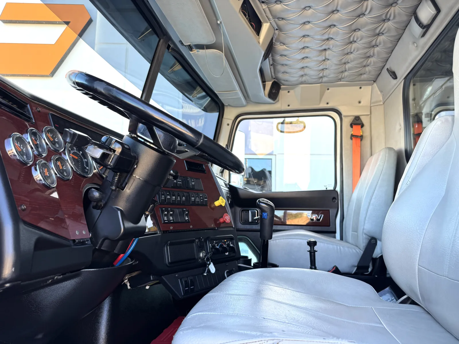 2018 Western Star 4900 - image 14