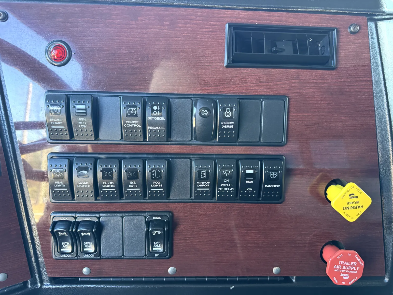 2018 Western Star 4900 - image 18